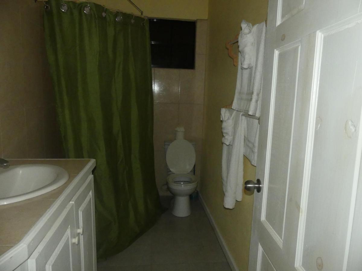 Southern Haven Guesthouse Laborie Екстер'єр фото