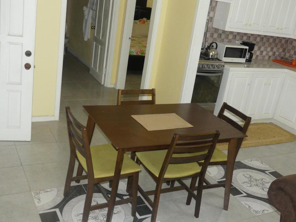 Southern Haven Guesthouse Laborie Екстер'єр фото