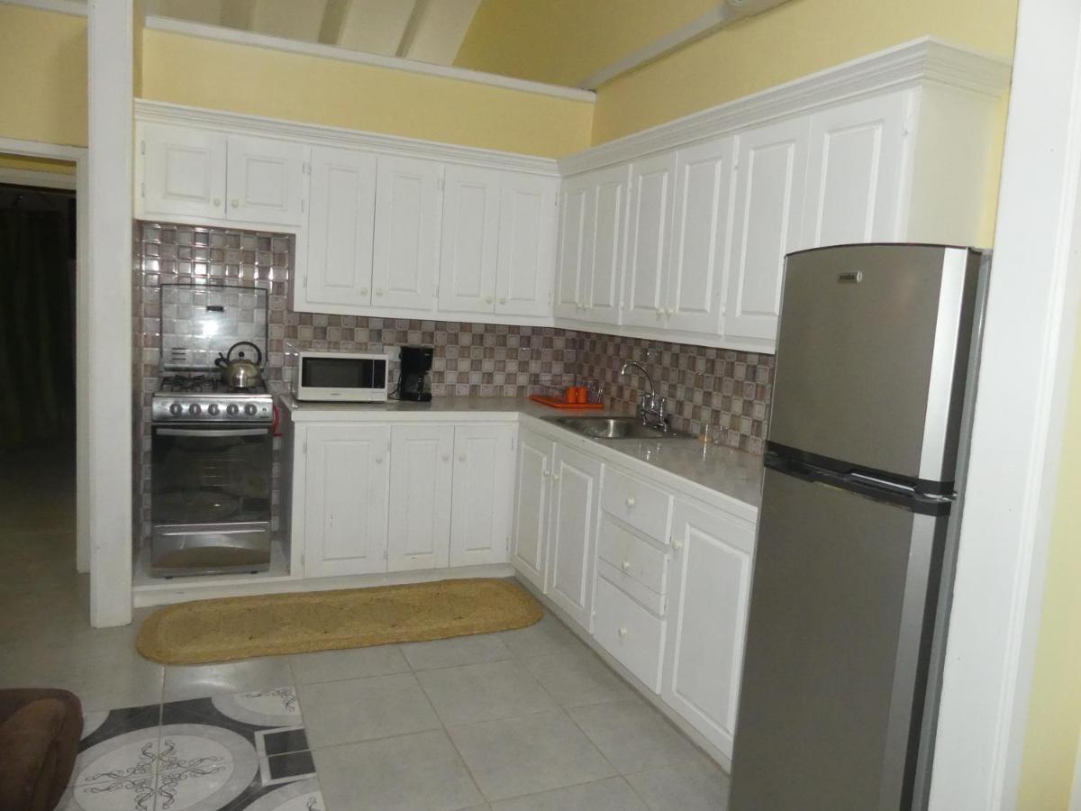 Southern Haven Guesthouse Laborie Екстер'єр фото